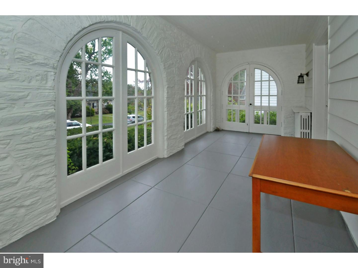 1052 Huntingdon Road Abington, PA 19001 - Photo 10 of 25 Enclosed Porch