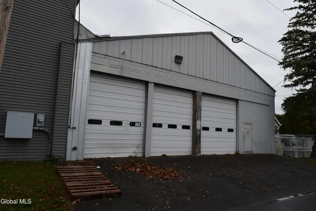 $4,600 | 1995 Central Avenue, Unit 1, Colonie, NY 12205