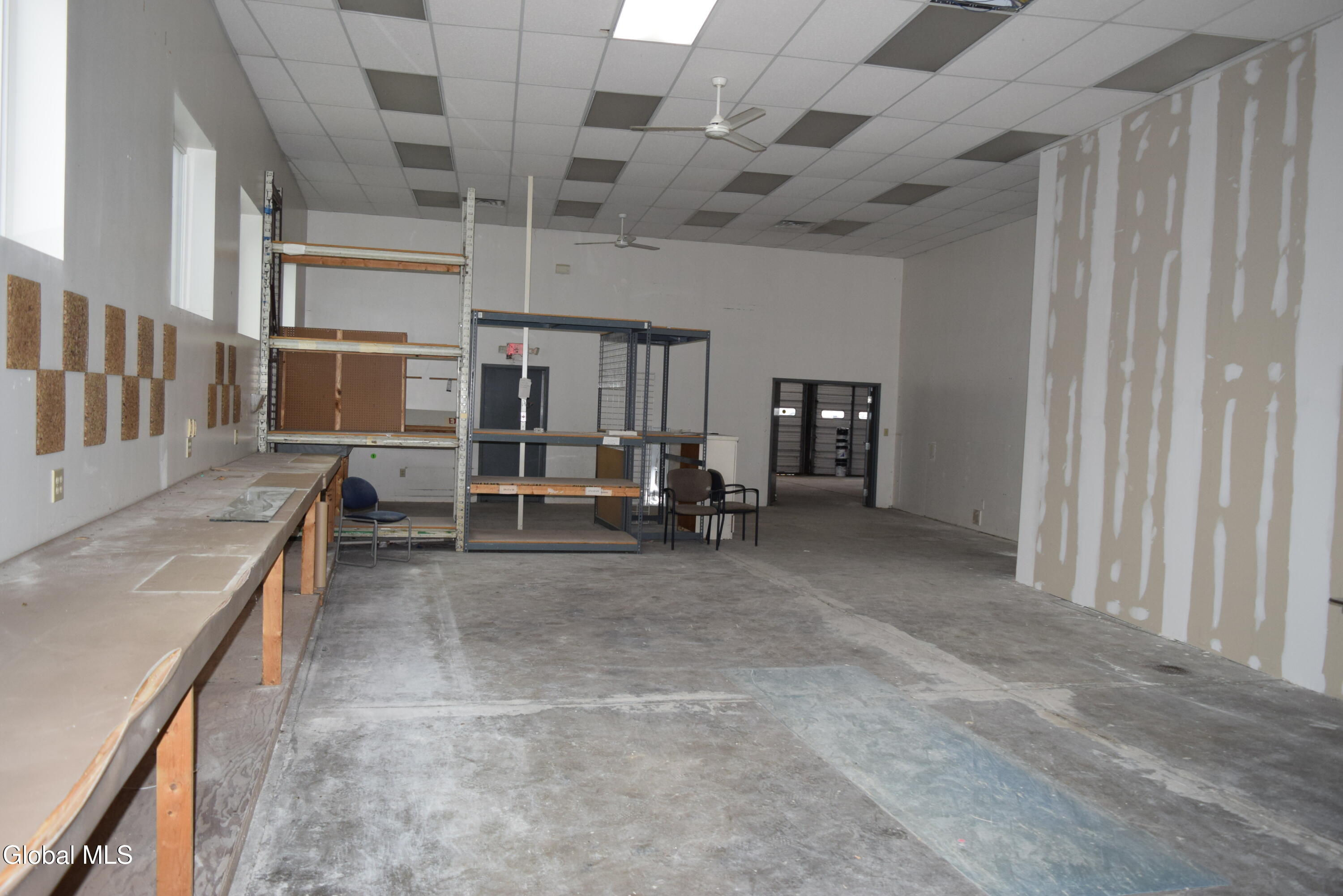 1995 Central Avenue, Unit 1 Colonie, NY 12205 - Photo 2 of 8 DSC_0831