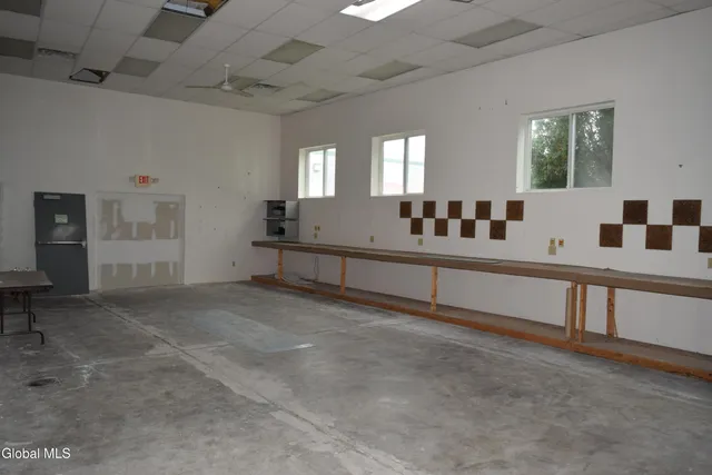 $4,600 | 1995 Central Avenue, Unit 1, Colonie, NY 12205