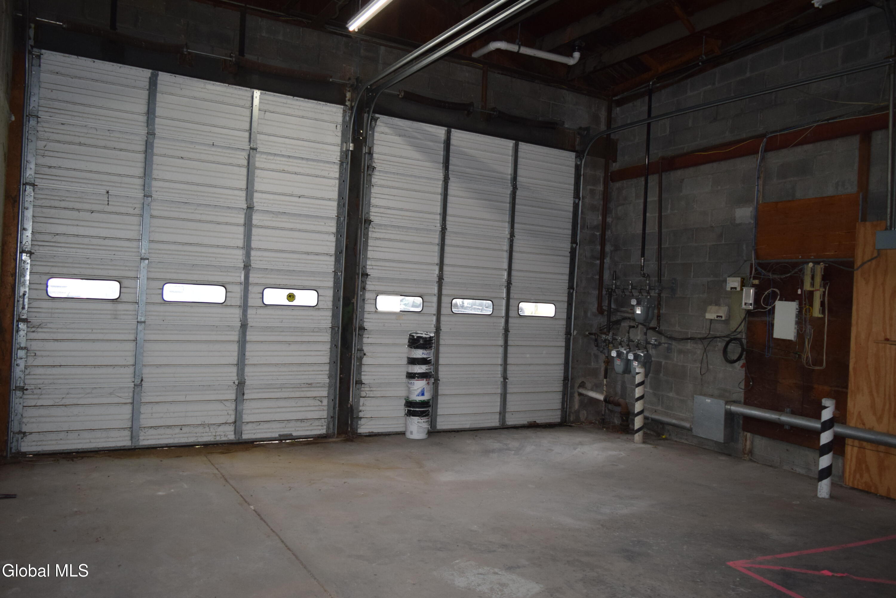 1995 Central Avenue, Unit 1 Colonie, NY 12205 - Photo 4 of 8 DSC_0832