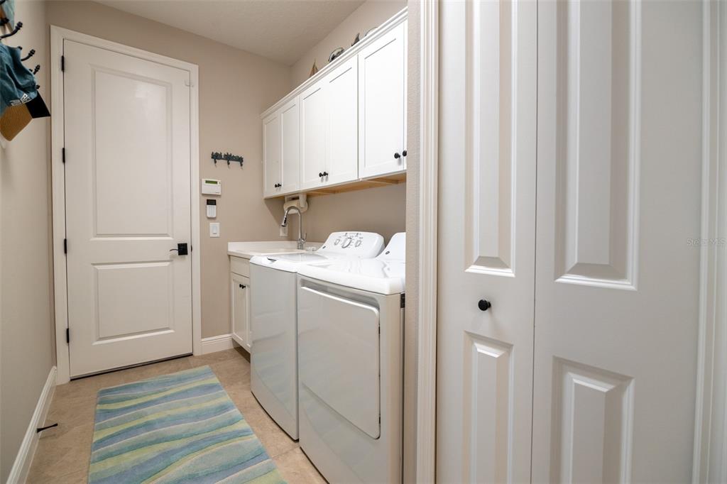 13153 Steinhatchee Loop Venice, FL 34293 - Photo 20 of 33 a bathroom with a sink