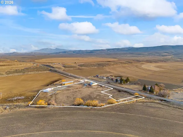 $449,000 | 6154 John Day Highway, Ironside, OR 97908