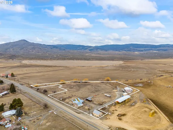 $449,000 | 6154 John Day Highway, Ironside, OR 97908