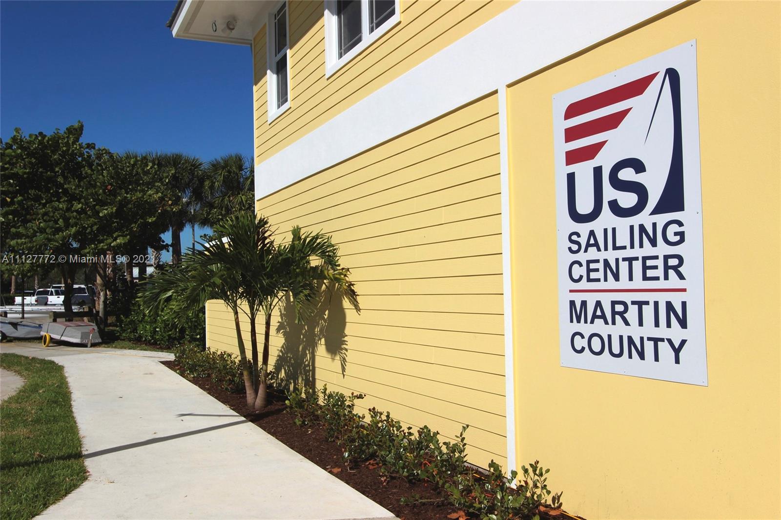 148-150 South Sewalls Point Road Stuart, FL 34996 - Photo 55 of 59 a sign that is on the side of a building
