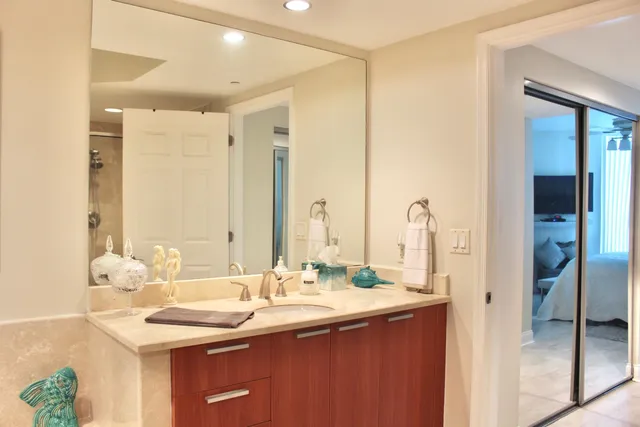 $319,000 | 241 Riverside Drive, Unit 1905, Holly Hill, FL 32117