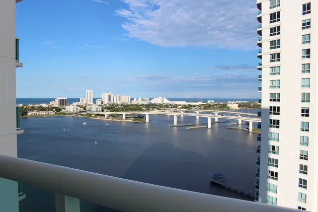 $319,000 | 241 Riverside Drive, Unit 1905, Holly Hill, FL 32117