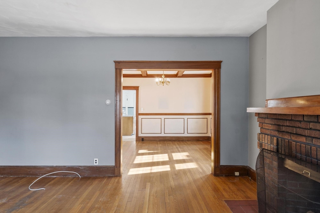 36 Fairbanks Road Milton, MA 02186 - Photo 12 of 32