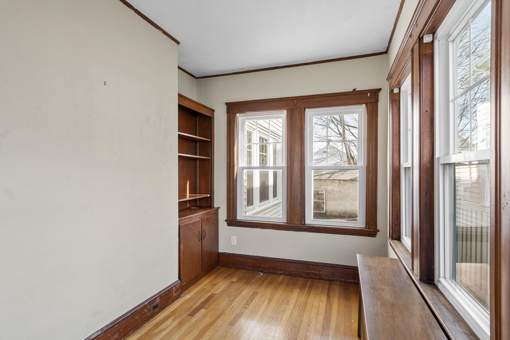 36 Fairbanks Road Milton, MA 02186 - Photo 13 of 32