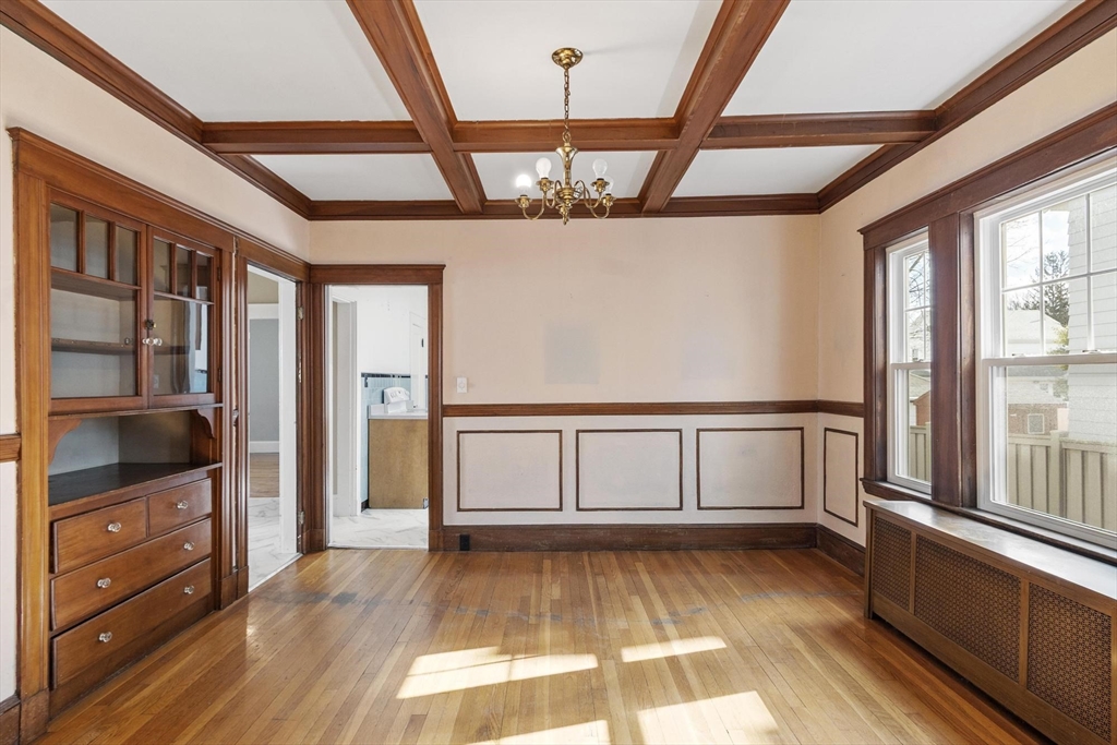 36 Fairbanks Road Milton, MA 02186 - Photo 15 of 32