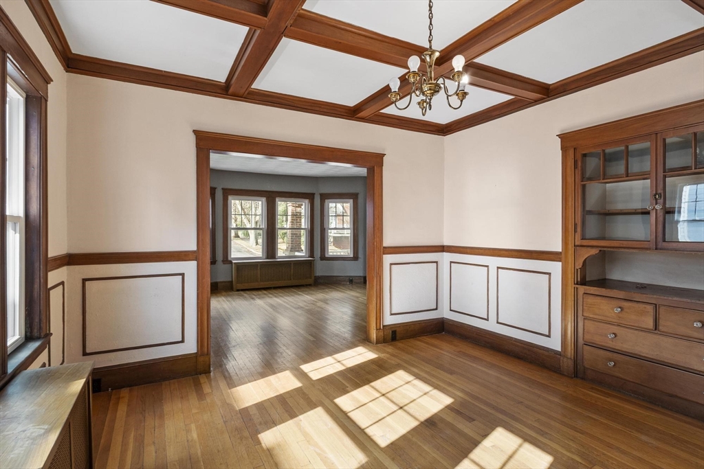 36 Fairbanks Road Milton, MA 02186 - Photo 16 of 32