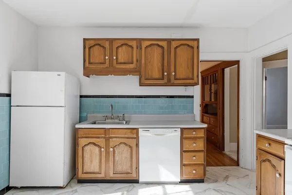 $940,000 | 36 Fairbanks Road, Milton, MA 02186