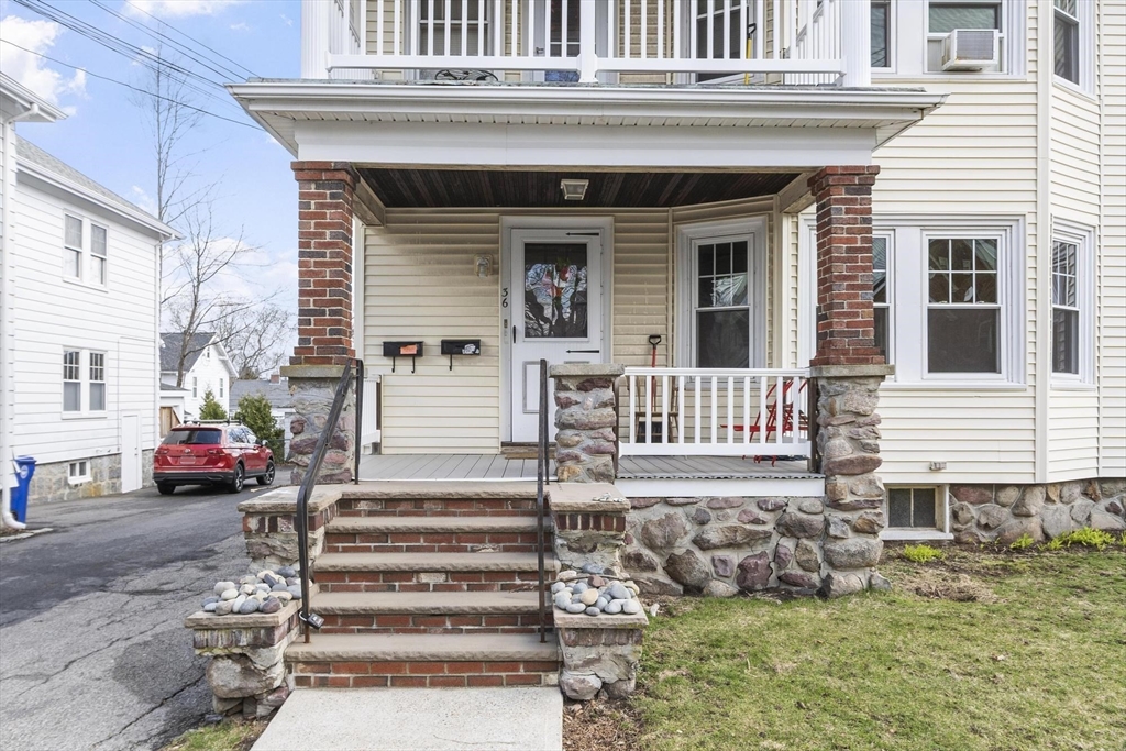 36 Fairbanks Road Milton, MA 02186 - Photo 3 of 32