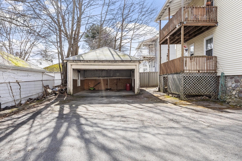 36 Fairbanks Road Milton, MA 02186 - Photo 5 of 32