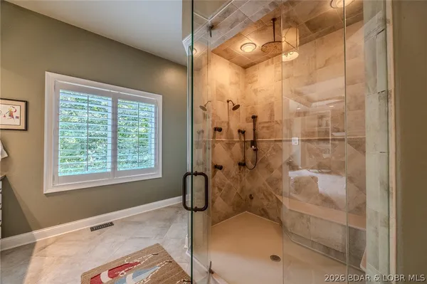 $6,000,000 | 4650 Windsor Drive, Osage Beach, MO 65065