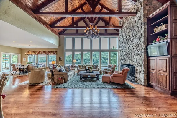 $6,000,000 | 4650 Windsor Drive, Osage Beach, MO 65065