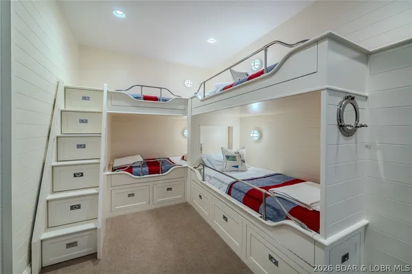 $6,000,000 | 4650 Windsor Drive, Osage Beach, MO 65065