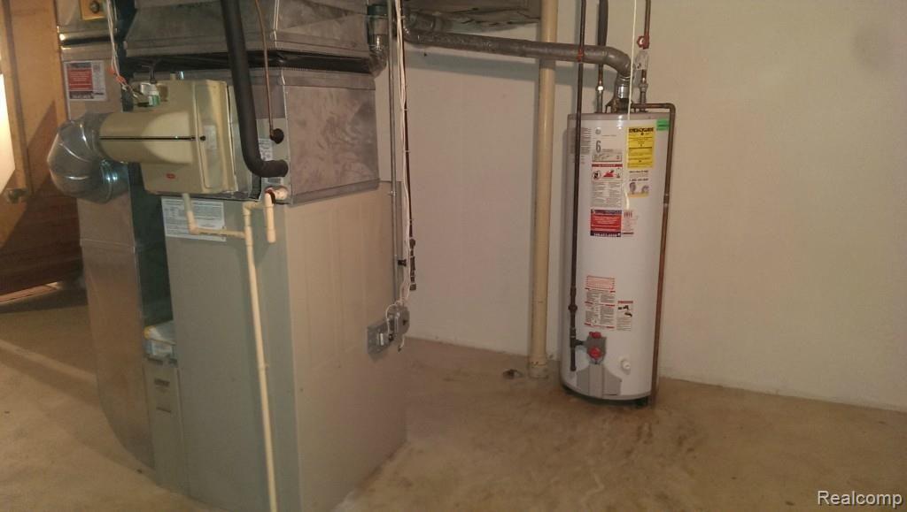 1325 East Fairview Lane Rochester, MI 48306 - Photo 34 of 35 Furnace and Water Heater