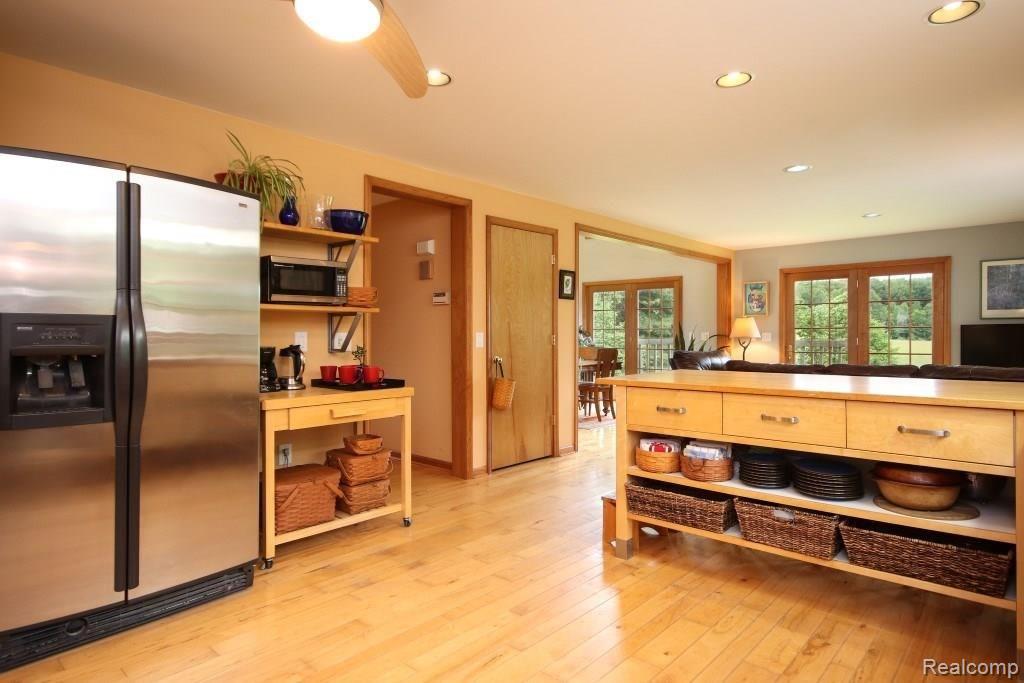 1205 Darwin Road Pinckney, MI 48169 - Photo 10 of 65 IMG_3256 (Custom).jpg
