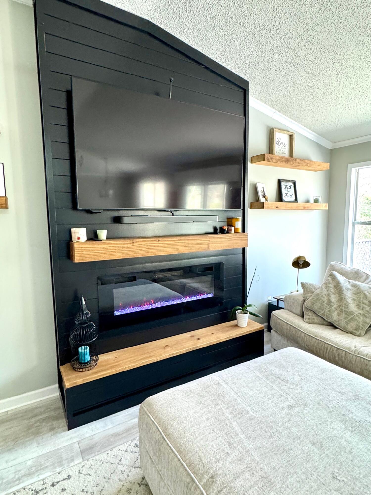 318 Peggy Drive Crestview, FL 32536 - Photo 14 of 47 a living room with furniture and a flat screen tv