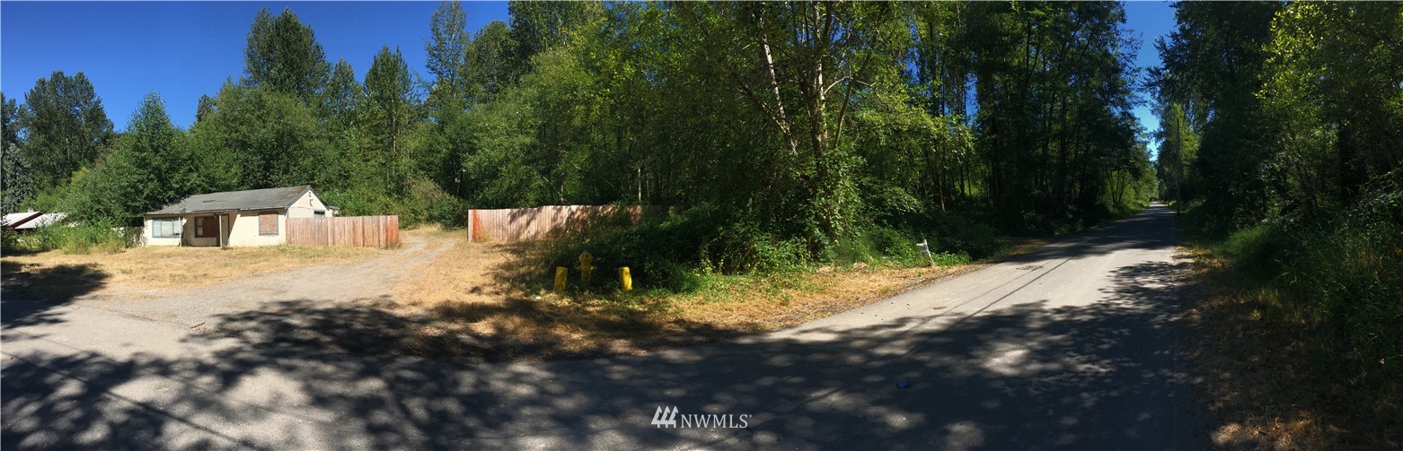 4016 Jones Avenue Northeast Renton, WA 98056 - Photo 2 of 10