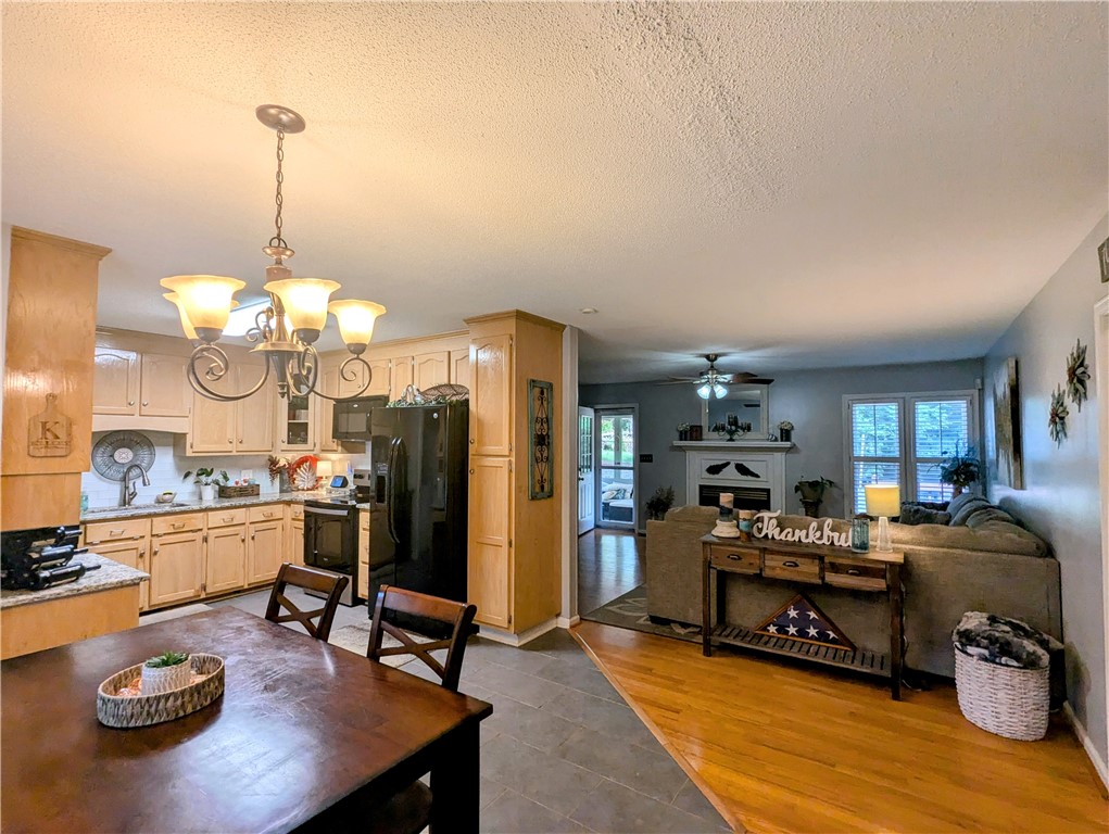 103 Willow Court Anderson, SC 29621 - Photo 7 of 32 Gallery Image 7