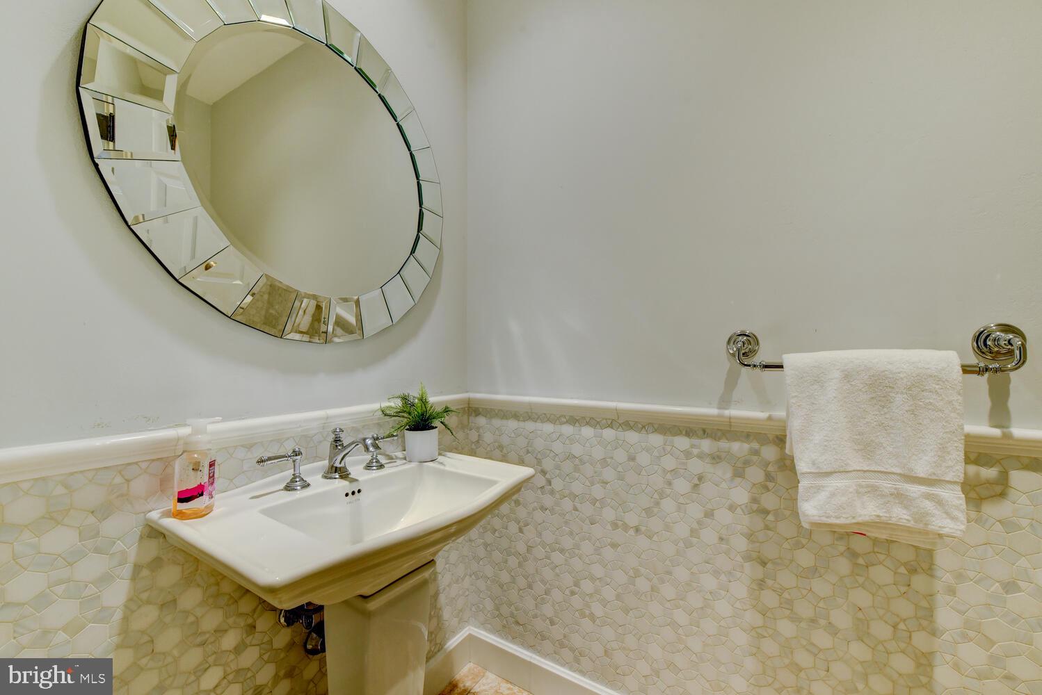 1 Partridge Run Princeton Junction, NJ 08550 - Photo 38 of 87 Powder Room