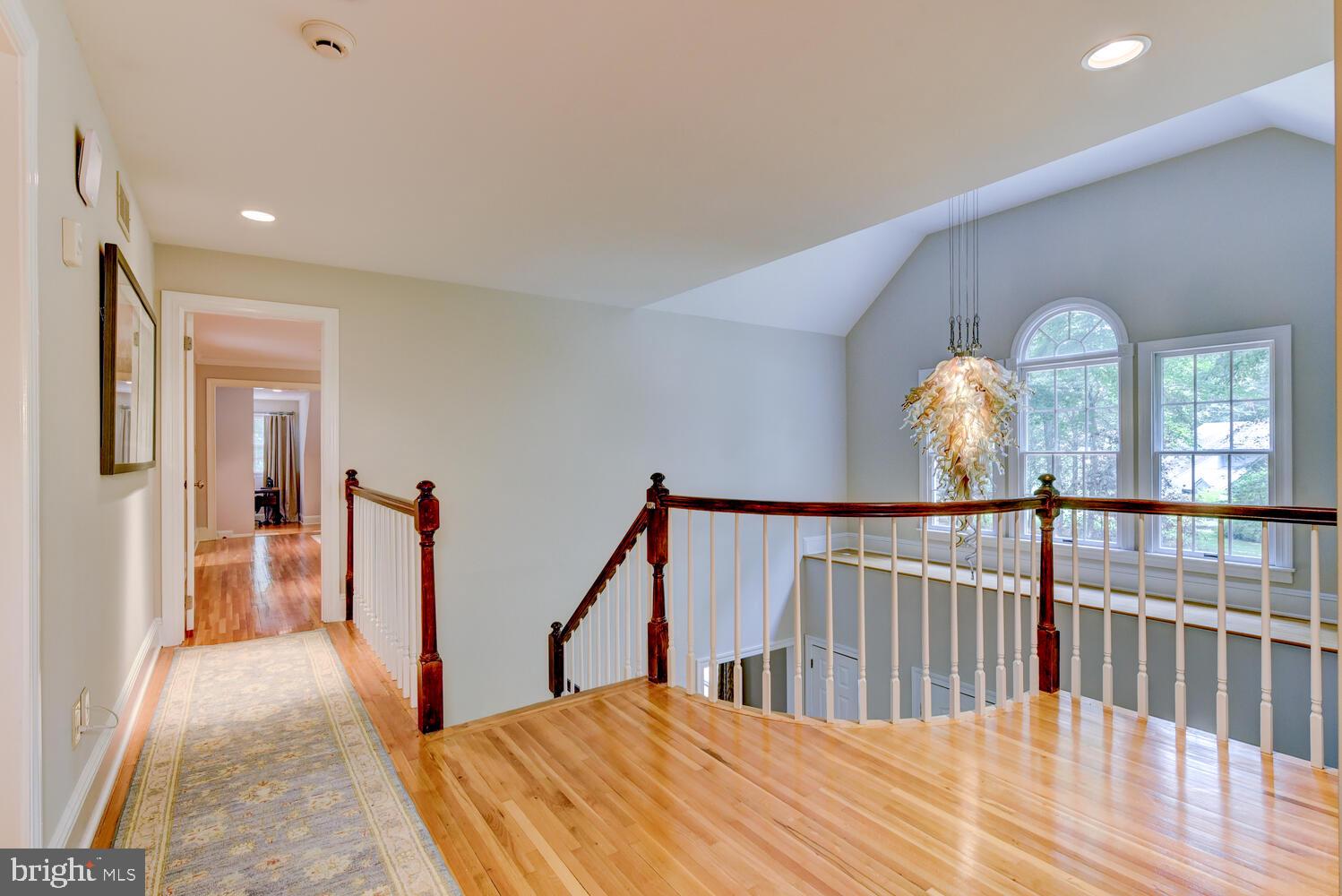 1 Partridge Run Princeton Junction, NJ 08550 - Photo 42 of 87 Balcony Hallway