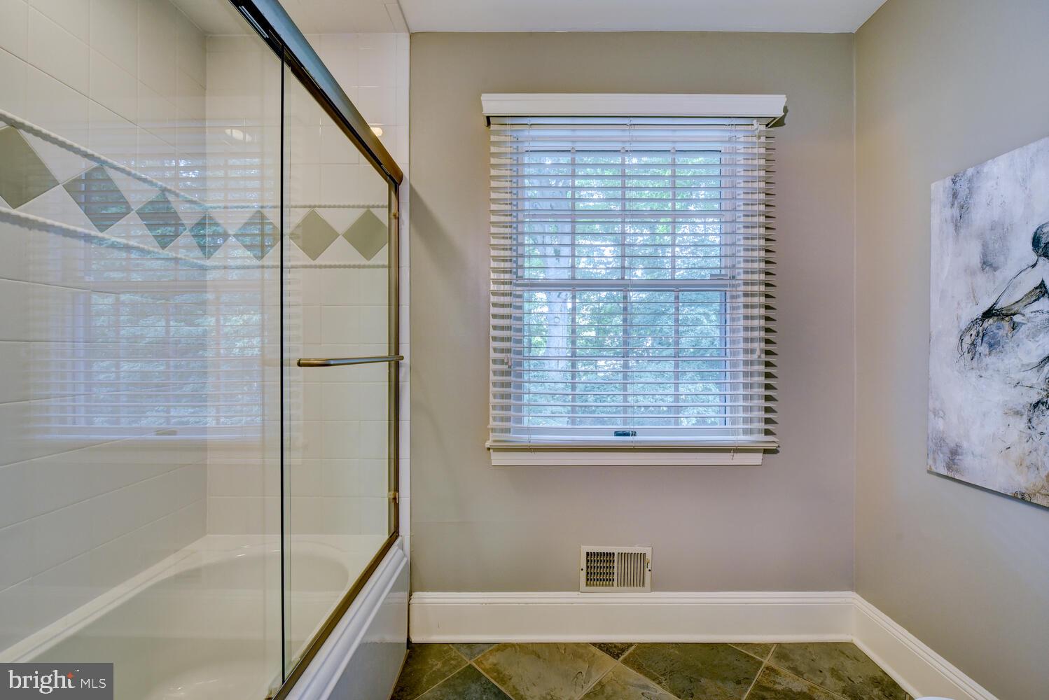 1 Partridge Run Princeton Junction, NJ 08550 - Photo 57 of 87 Bathroom