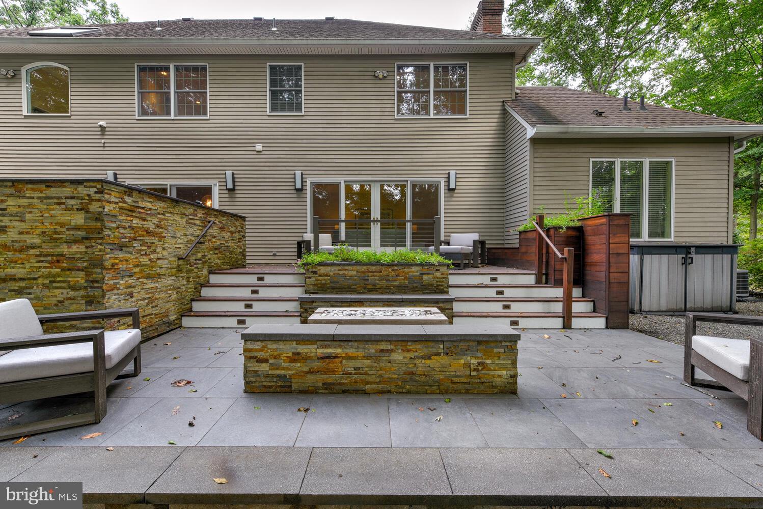 1 Partridge Run Princeton Junction, NJ 08550 - Photo 76 of 87 Rear Side