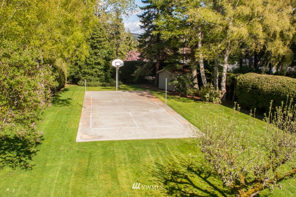 301 Willow Road Bellingham, WA 98225 - Photo 3 of 25