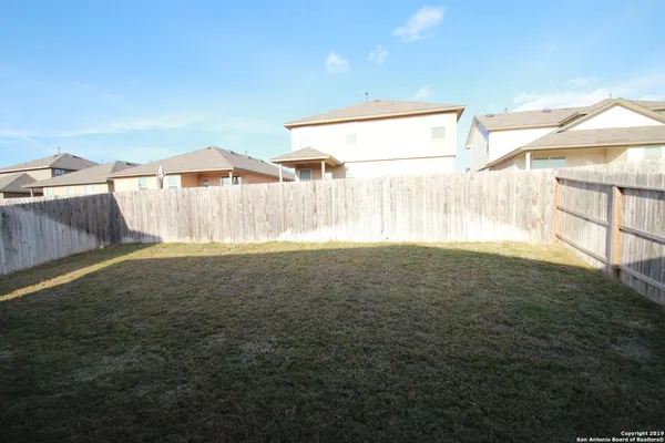 $1,800 | 15243 Field Sparrow, San Antonio, TX 78253