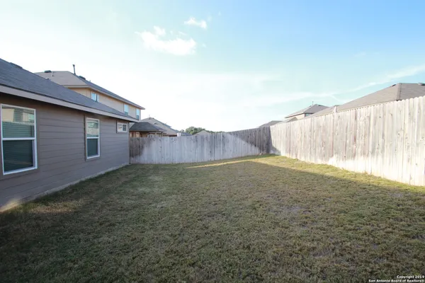$1,800 | 15243 Field Sparrow, San Antonio, TX 78253
