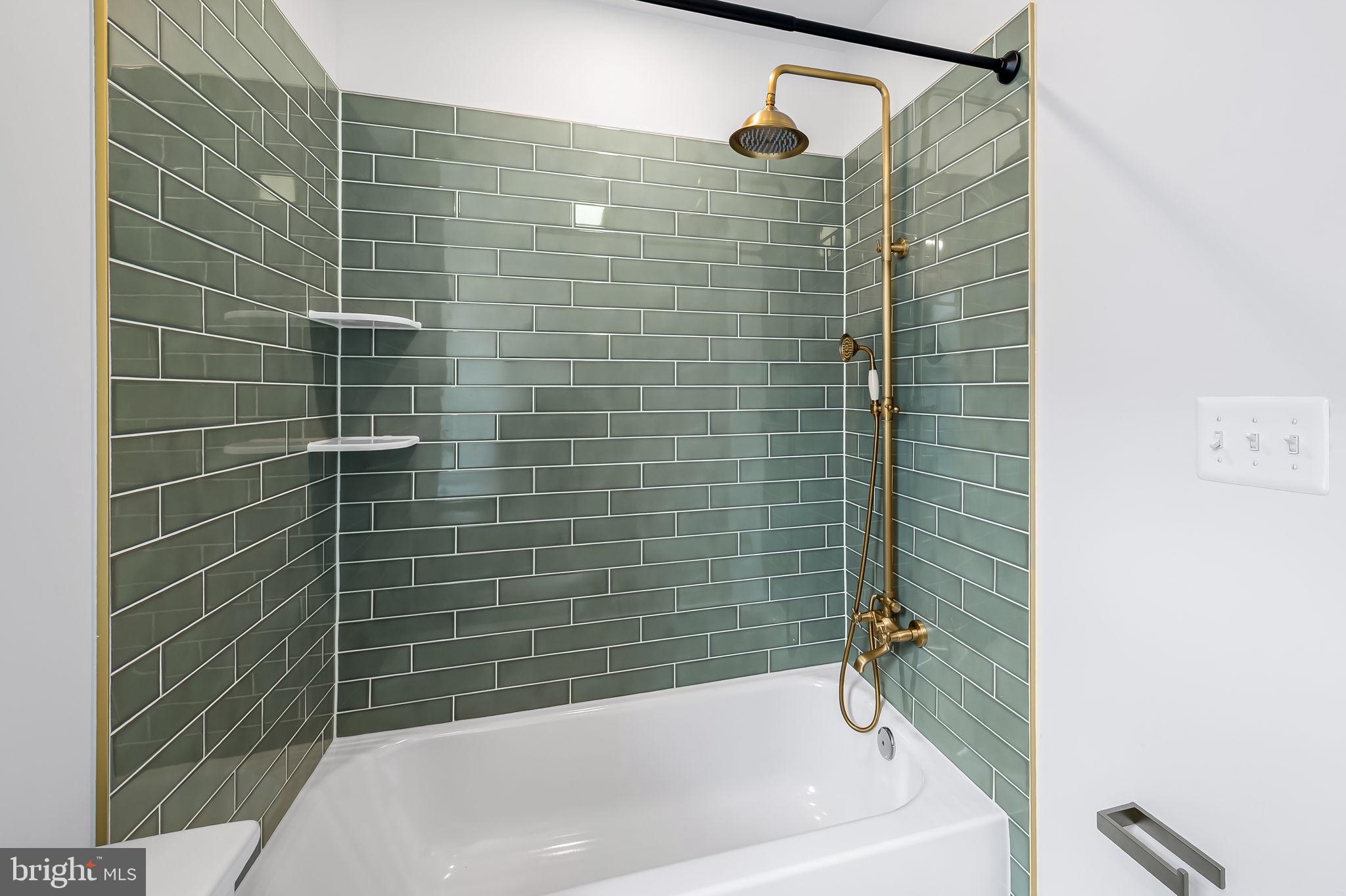 3539 Roland Avenue Baltimore, MD 21211 - Photo 19 of 31 Beautiful finishes