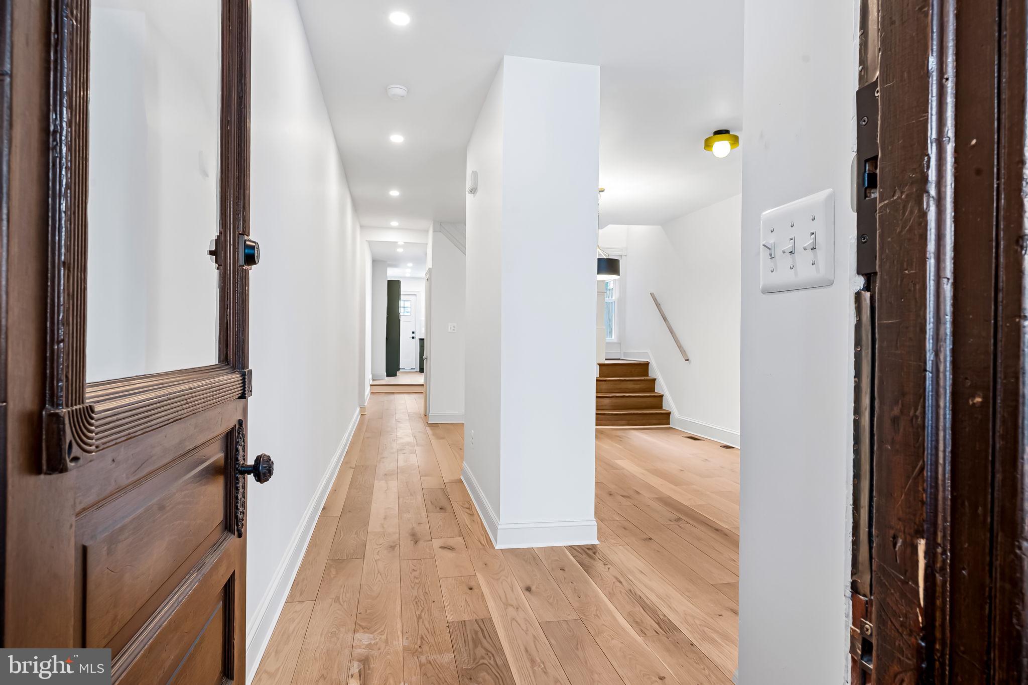 3539 Roland Avenue Baltimore, MD 21211 - Photo 3 of 31 White oak flooring throughout