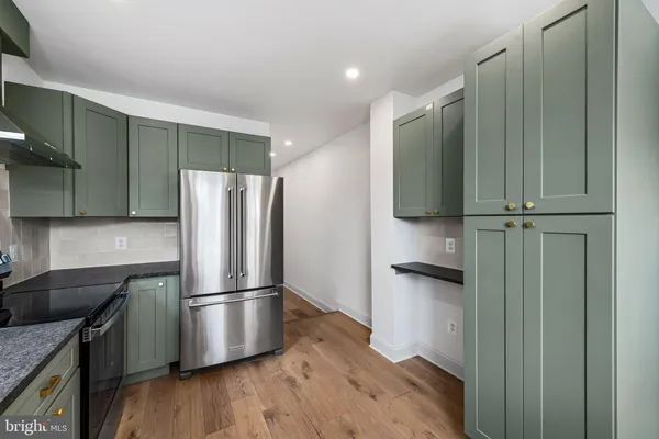 $3,500 | 3539 Roland Avenue, Baltimore, MD 21211