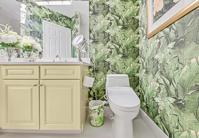 $425,000 | 9773 Bowline Drive, Unit 203, West Palm Beach, FL 33411