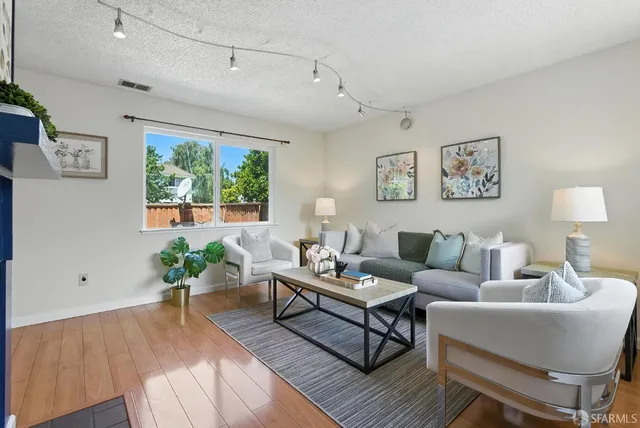 $412,000 | 113 Westgate Circle, San Pablo, CA 94806