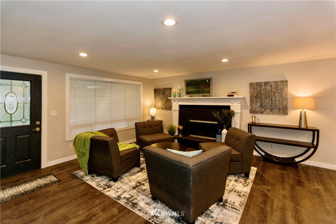 12650 177th Place Southeast Renton, WA 98059 - Photo 11 of 20 Gallery Image 11