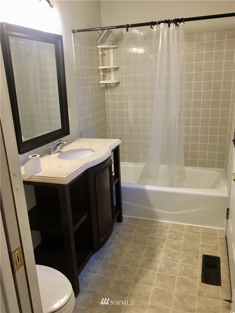 12650 177th Place Southeast Renton, WA 98059 - Photo 13 of 20 Gallery Image 13
