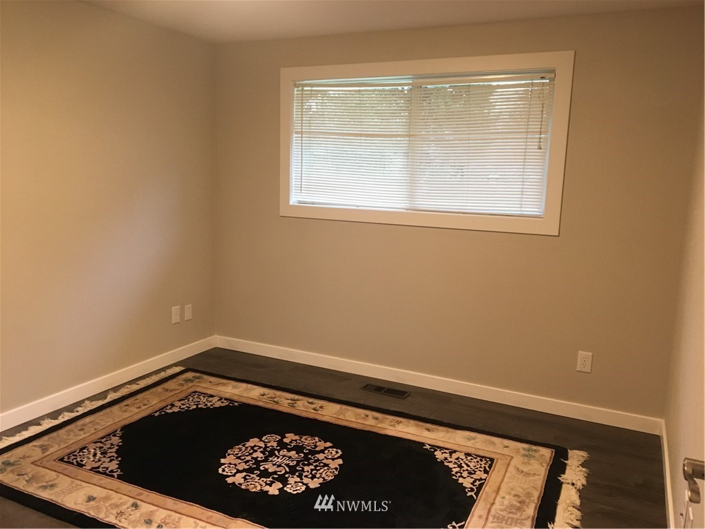 12650 177th Place Southeast Renton, WA 98059 - Photo 15 of 20 Gallery Image 15