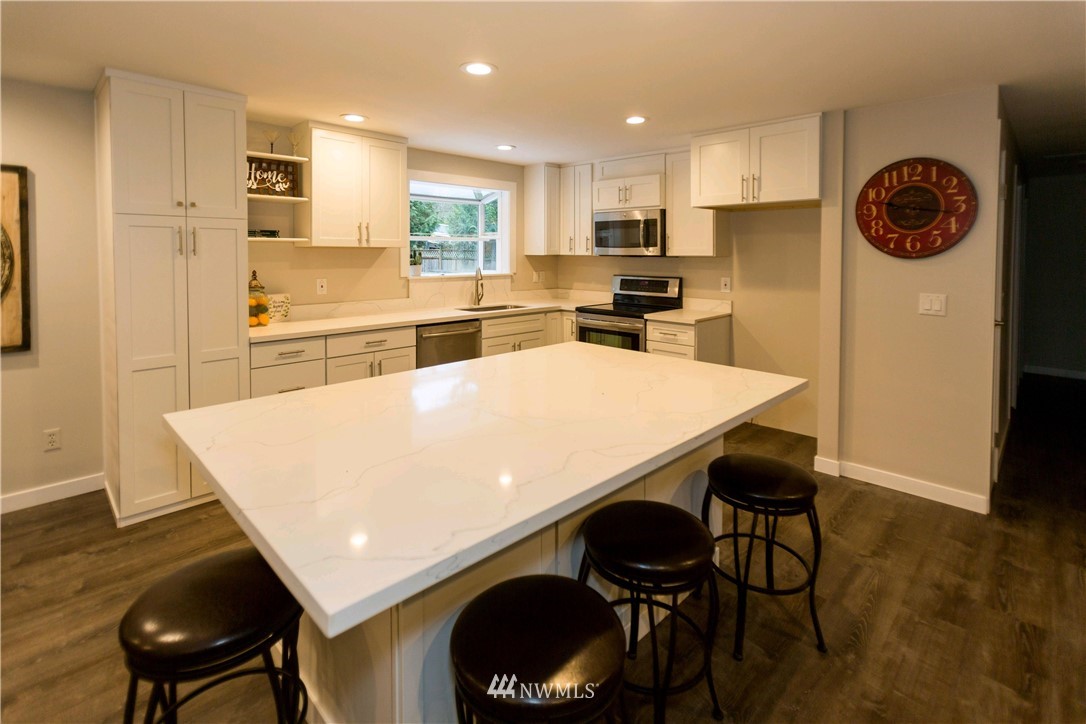 12650 177th Place Southeast Renton, WA 98059 - Photo 9 of 20 Gallery Image 9