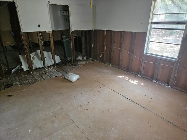 a view of a storage & utility room