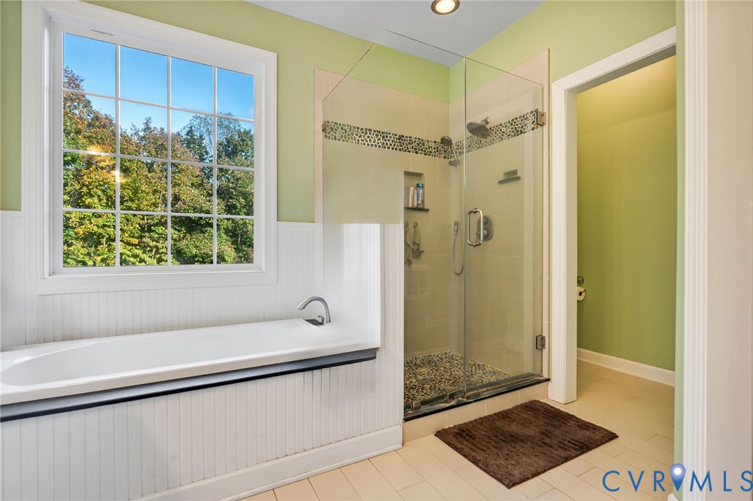 338 Thessalonia Road Bremo Bluff, VA 23022 - Photo 21 of 50 a bathroom with a shower and a bathtub