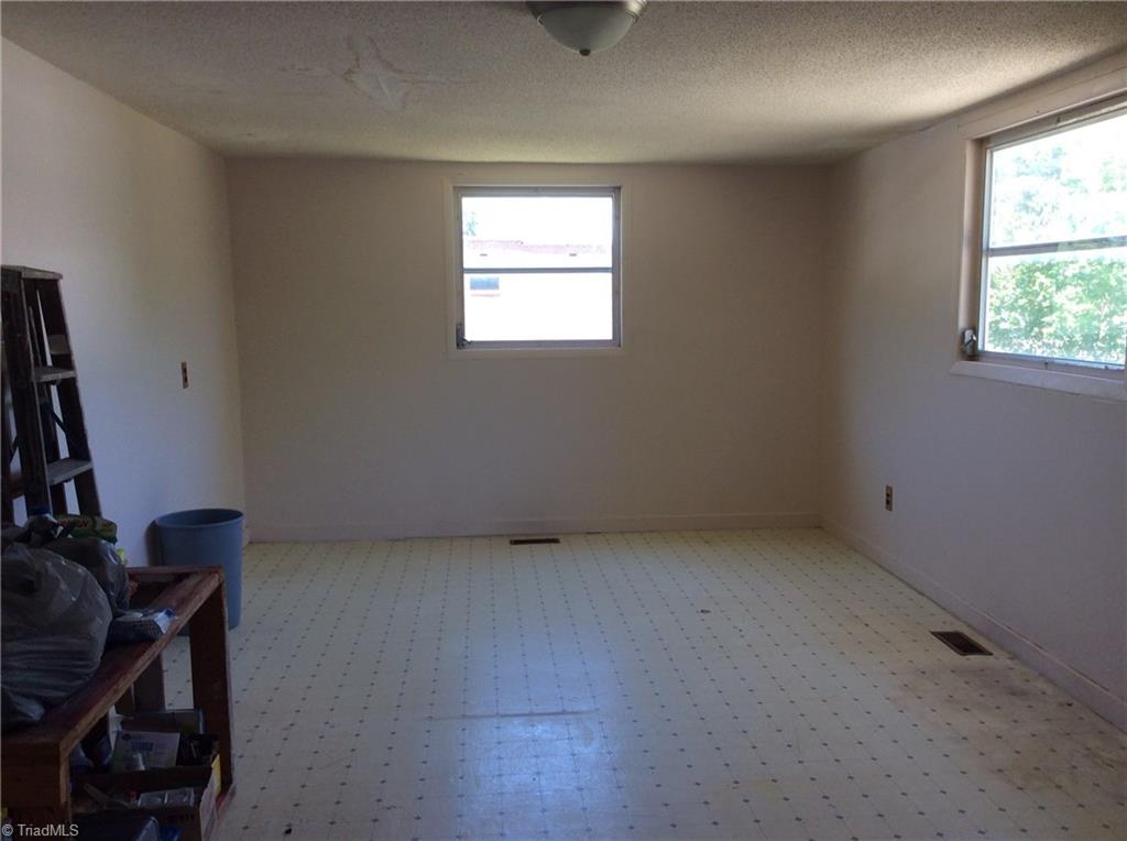 375 New Salem Road Randleman, NC 27317 - Photo 8 of 17 Gallery Image 8