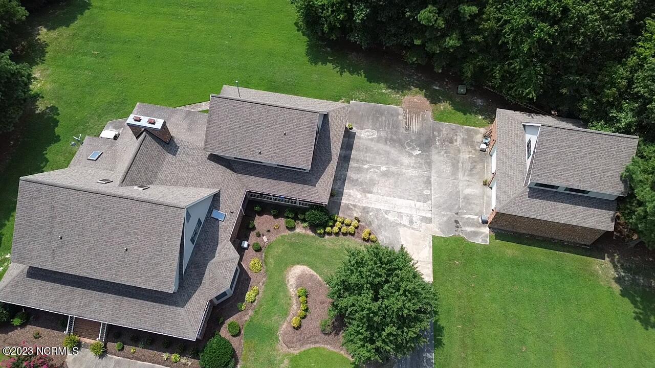 642 Poplar Neck Road Edenton, NC 27932 - Photo 15 of 65 52-web-or-mls-Photo Aug 03 2023, 12 27 3