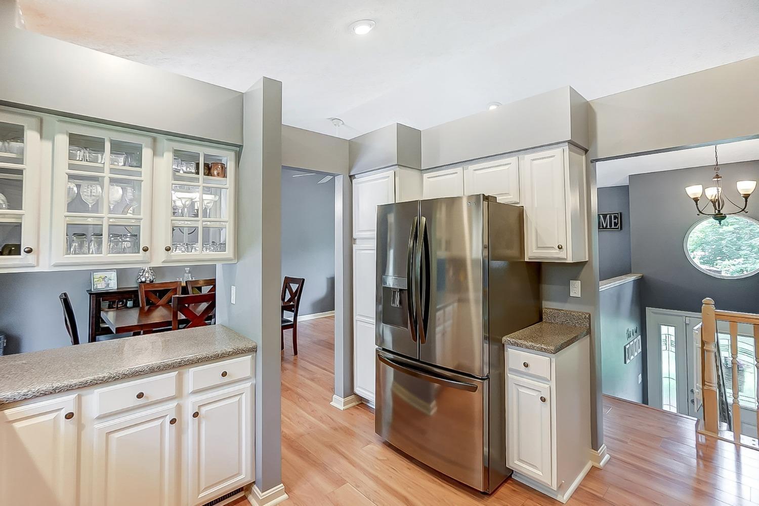 6747 Daleview Road Cincinnati, OH 45247 - Photo 12 of 41