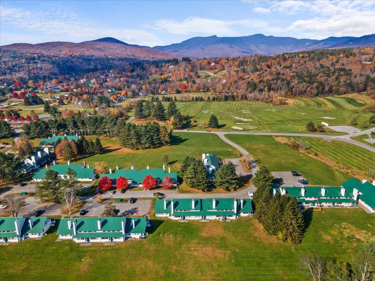 1003 Cape Cod Road, Unit 9G Stowe, VT 05672 - Photo 17 of 25 Gallery Image 17