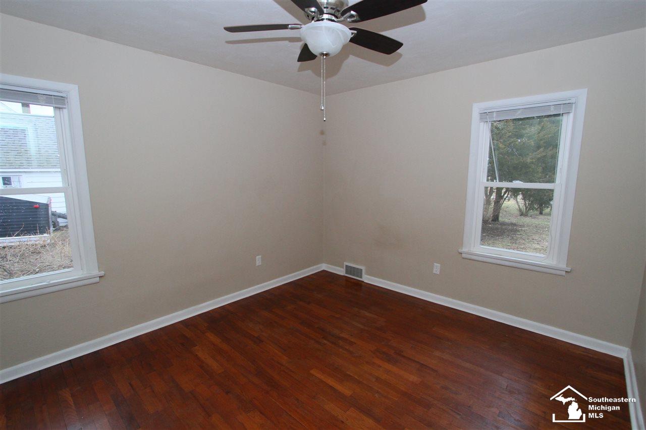 4950 South Custer Road Monroe, MI 48161 - Photo 16 of 25