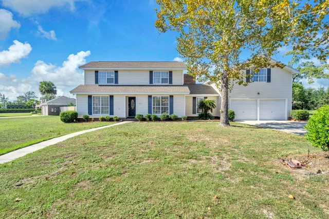 a house view with a outdoor space